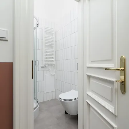 Apartamento With Balcony - Rejtana 10 *